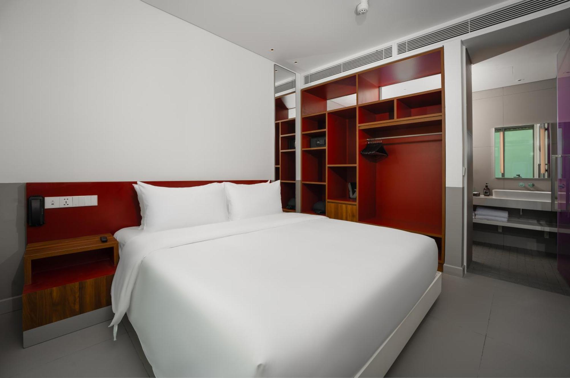 Wink Hotel Tuy Hoa Beach - 24Hrs Stay & Rooftop Pool Bar Екстериор снимка
